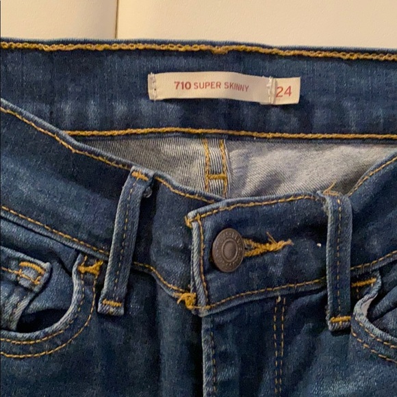 Medium blue - Levi’s 710 super skinny jeans - Picture 2 of 4